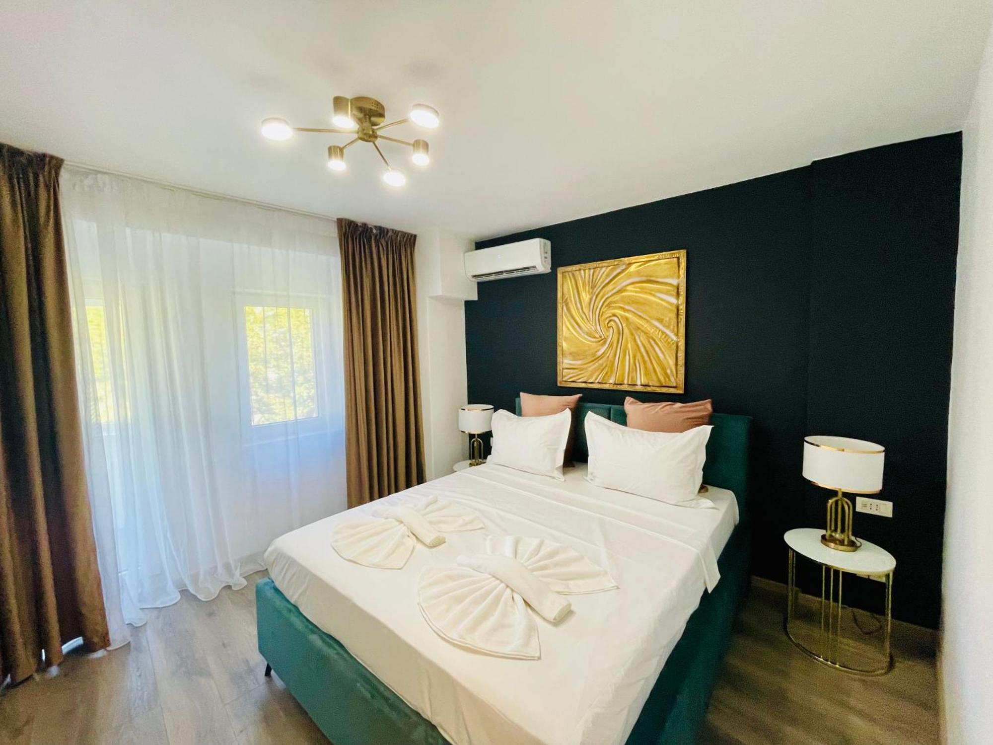 Metropole Apartment
