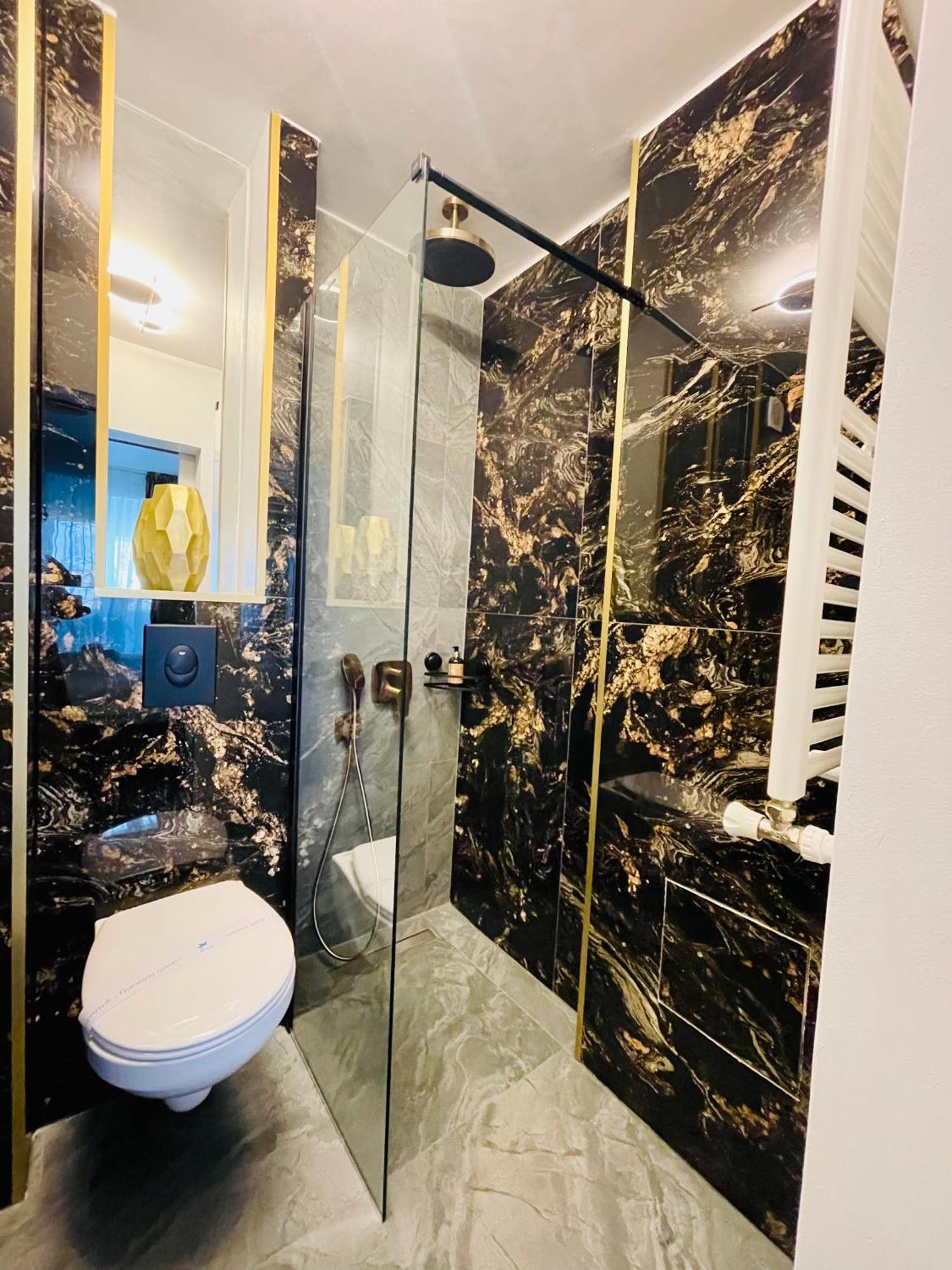 Metropole Apartment *